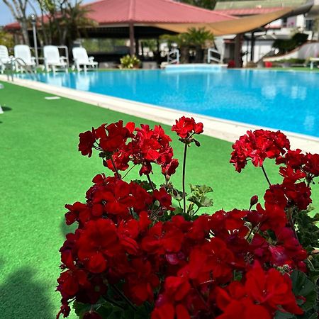 Hotel B&B Marina كاباتشو - بايستوم المظهر الخارجي الصورة