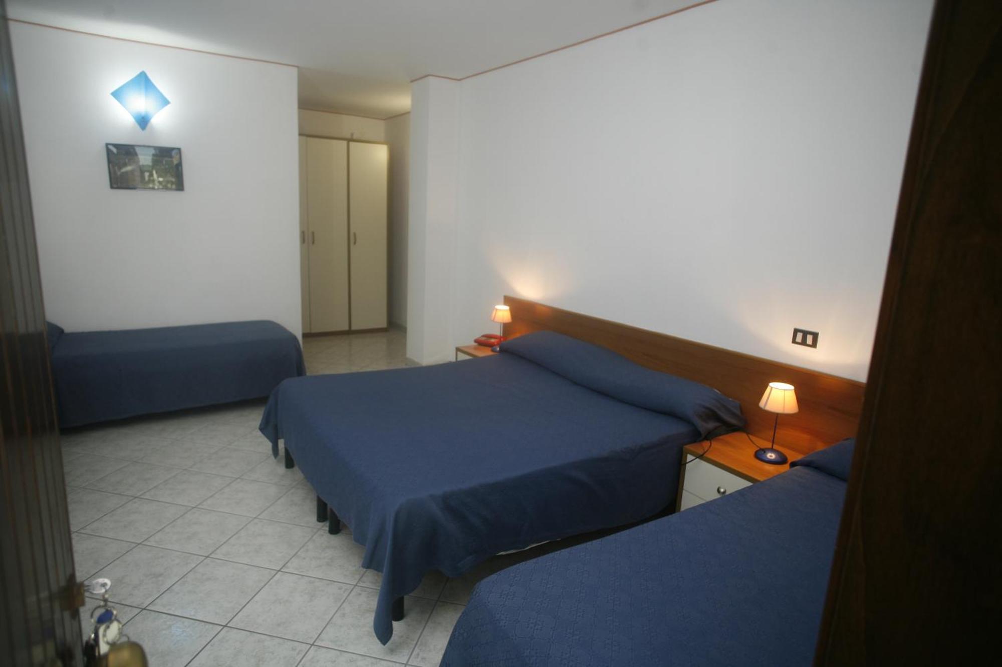 Hotel B&B Marina كاباتشو - بايستوم المظهر الخارجي الصورة