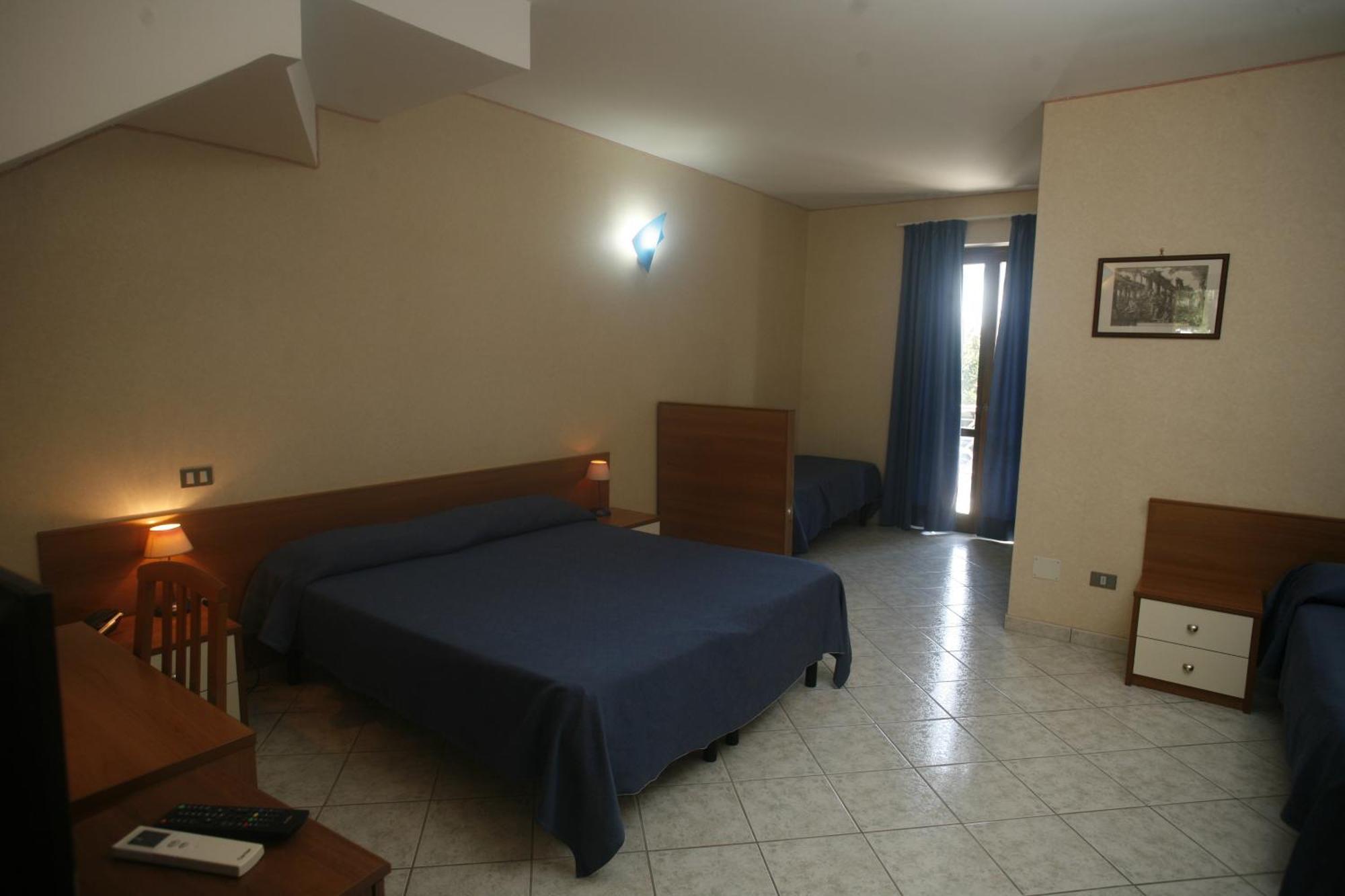 Hotel B&B Marina كاباتشو - بايستوم المظهر الخارجي الصورة