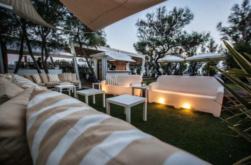 Hotel B&B Marina كاباتشو - بايستوم المظهر الخارجي الصورة