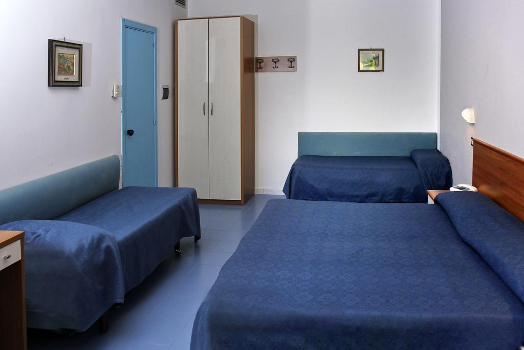 Hotel B&B Marina كاباتشو - بايستوم المظهر الخارجي الصورة